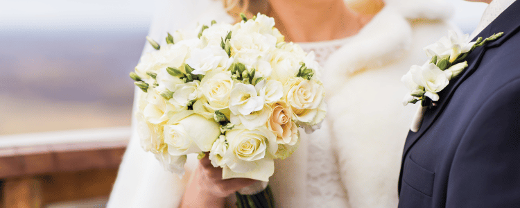 Abrigo para novias: Elegancia y calidez