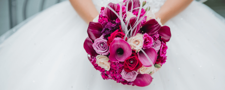 Cuáles son las flores más apropiadas para el ramo de novia