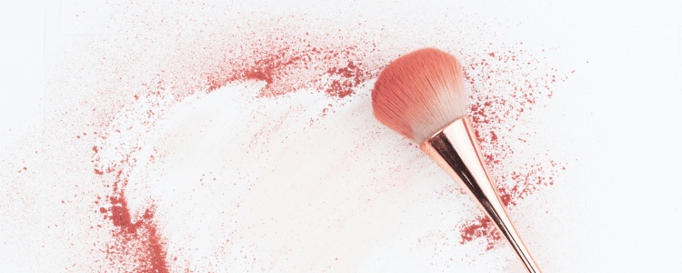 Cómo lograr un maquillaje nupcial impecable en una peluquería para bodas