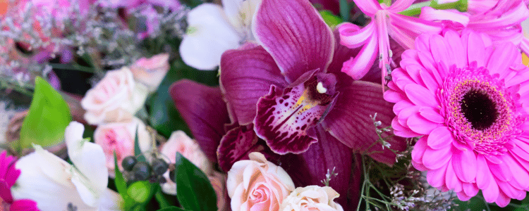 Ramo de novia con flores naturales